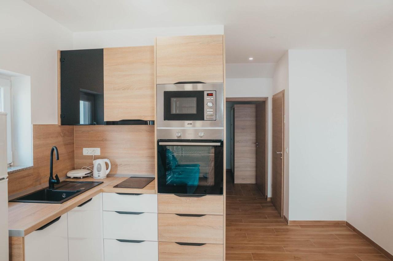 Apartments Nina Brist Extérieur photo