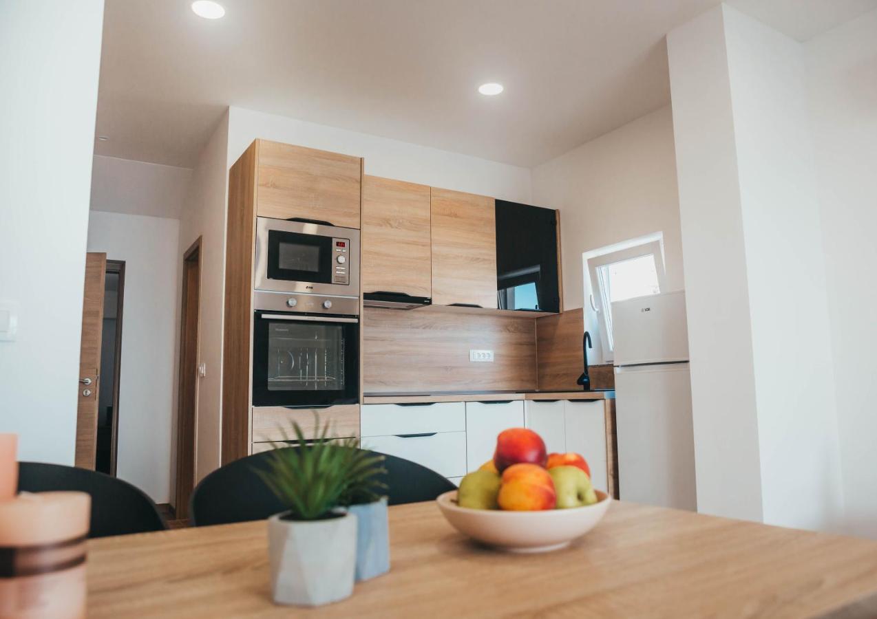 Apartments Nina Brist Extérieur photo